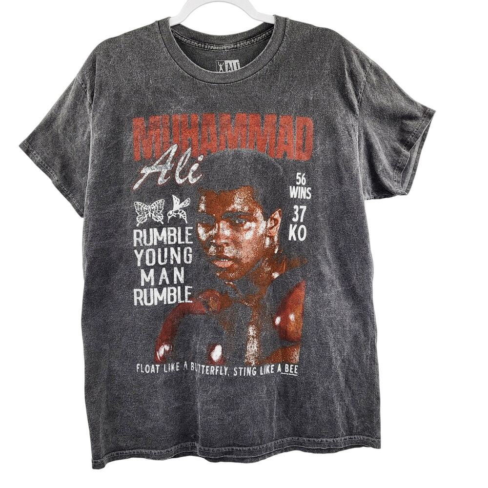 Muhammad Ali RUMBLE YOUNG MAN RUMBLE Faded Gray Graphic T-Shirt Men's Size L